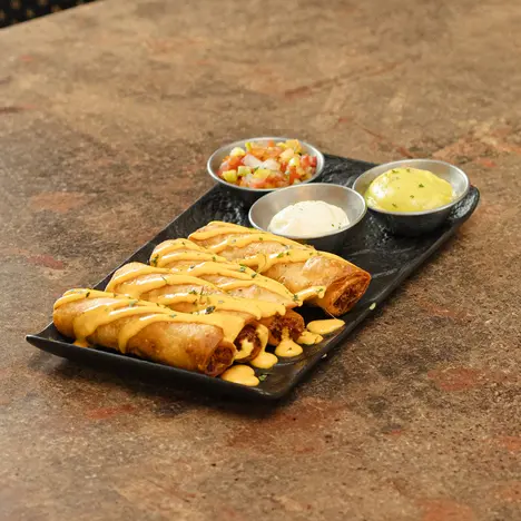 TAQUITOS DORADOS